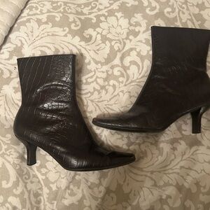 Nine West Brown Heeled Boots with Croc Texturevinta